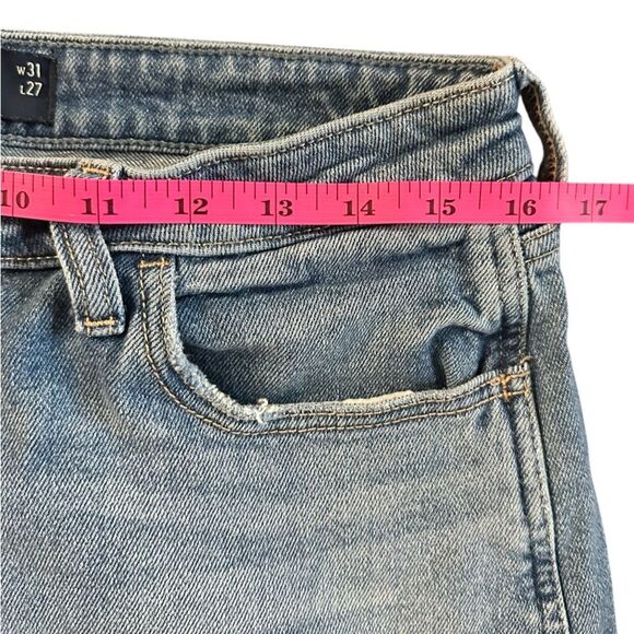 Hollister Women’s Ultra High-Rise Med Wash Mom Jeans. Raw Hem. Size 13 (31) - Picture 5 of 6